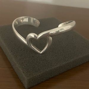 James Avery Heavy Abounding Heart Cuff Bracelet - Retired